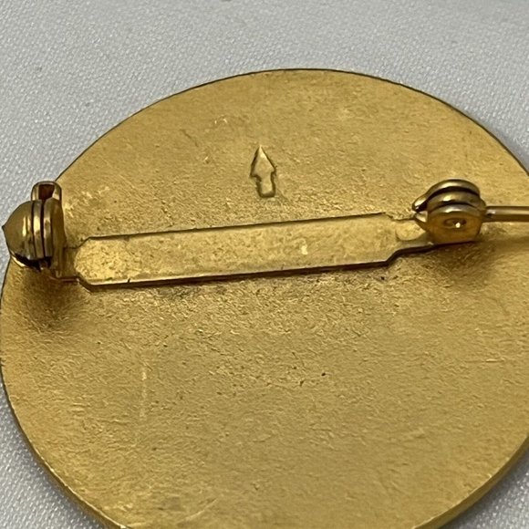 CA4WDC California Four Wheel Drive Association 1988 Convention Pin 60’s Theme - Picture 12 of 13